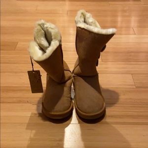 Ugg Bailey button boot